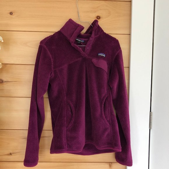 Patagonia Sweaters - Plum Patagonia Fleece Pullover M